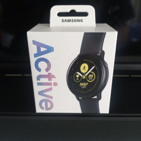 Samsung Accessories - Samsung Galaxy Watch Active Smartwatch 4